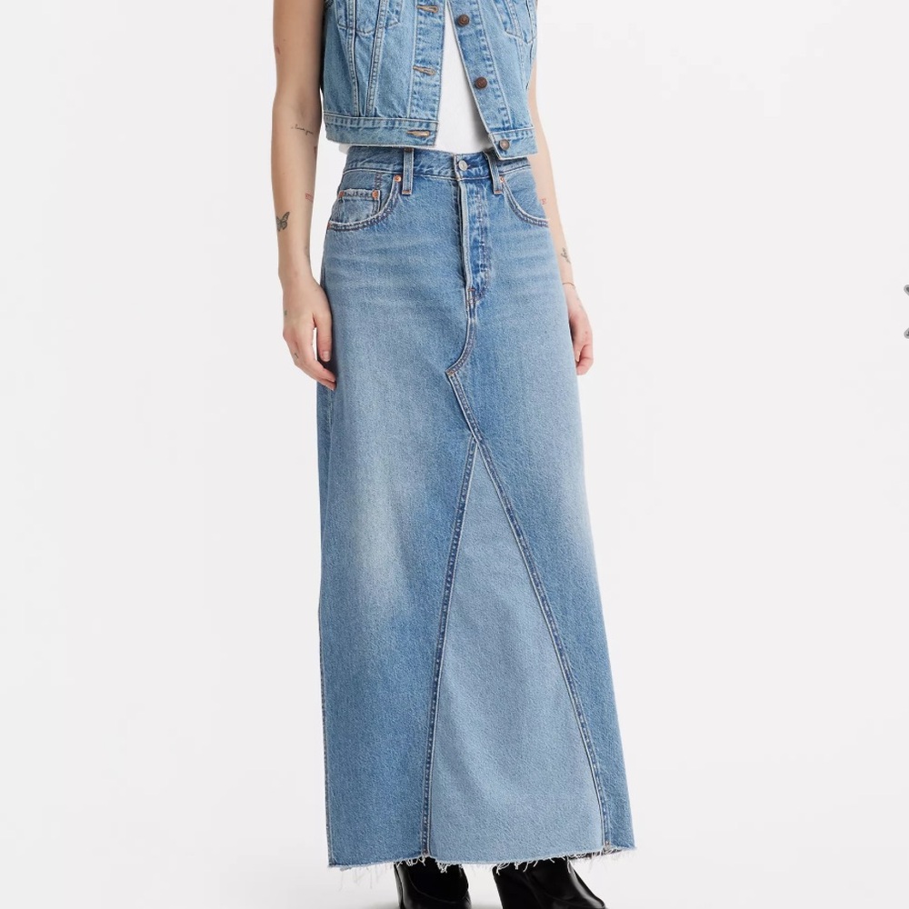 Levi’s Icon Long Denim Skirt Size 29 / 8